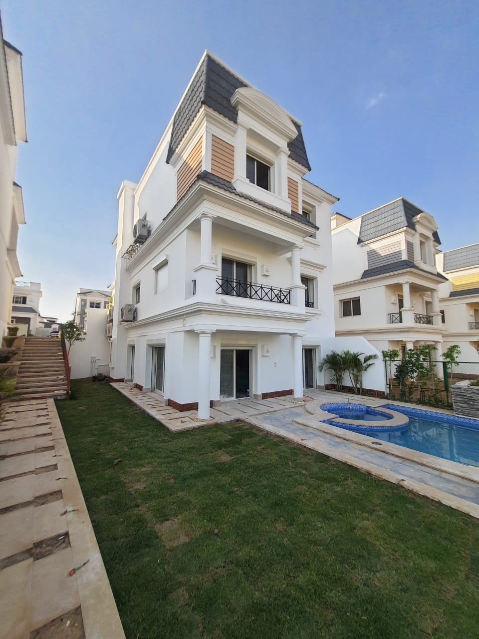 WhatsApp Image 2025-08-19 at 19.15.17_f452d3f8